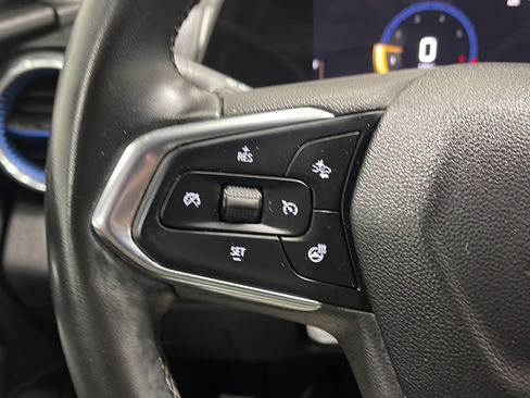 Used 2024 Chevrolet Trax LT w/ Driver Confidence Package FWD image 6