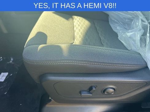 New 2026 RAM 1500 4x4 Crew Cab image 14