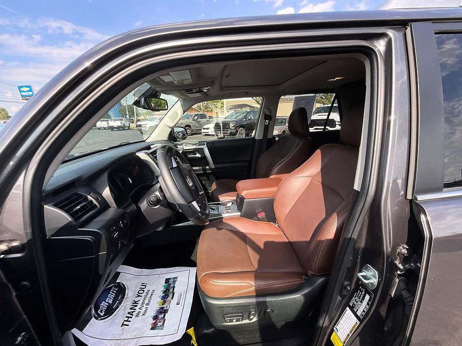 Used 2022 Toyota 4Runner Limited AWD/4WD image 15