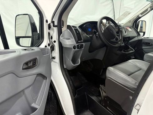 Used 2015 Ford Transit 350 XL image 25