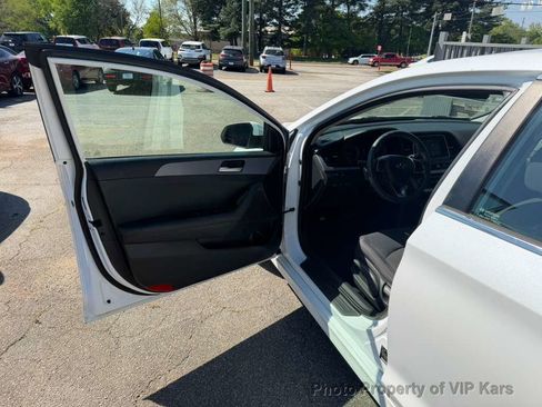 Used 2019 Hyundai Sonata SE image 9