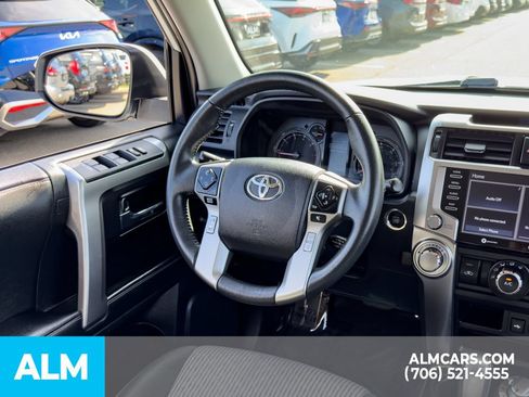 Used 2023 Toyota 4Runner SR5 AWD/4WD image 21