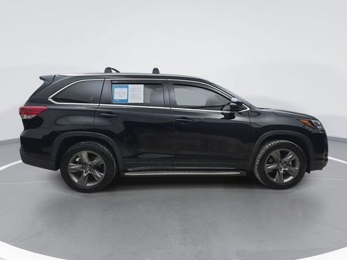 Used 2019 Toyota Highlander Limited FWD image 5