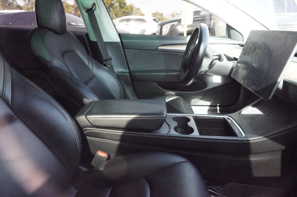 Used 2021 Tesla Model 3 Standard Range Plus RWD image 8