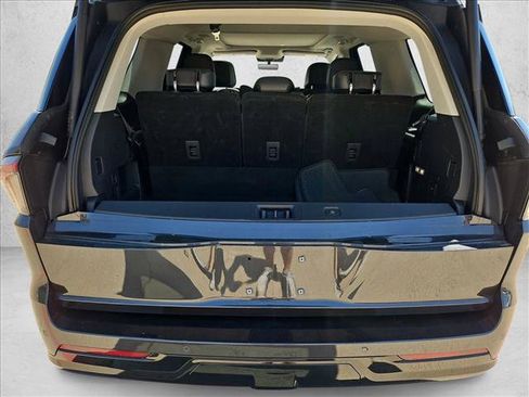 Used 2025 Lincoln Navigator Reserve AWD/4WD image 14