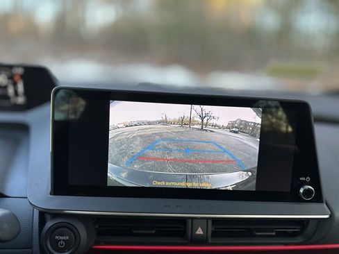 Used 2024 Toyota Prius Prime Premium image 10