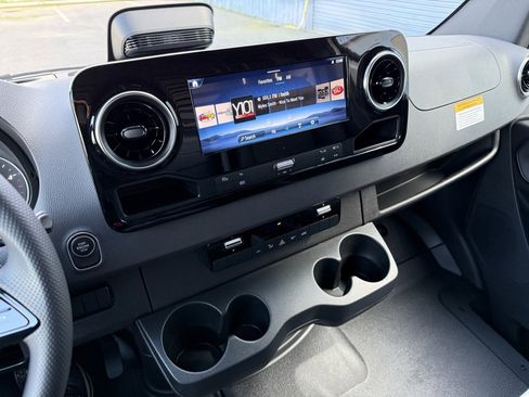 New 2026 Mercedes-Benz Sprinter 2500 image 19