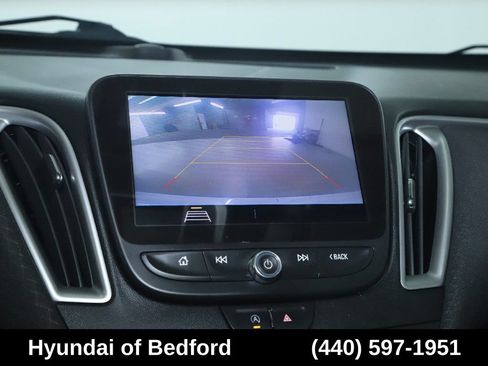 Used 2020 Chevrolet Malibu LS FWD image 28