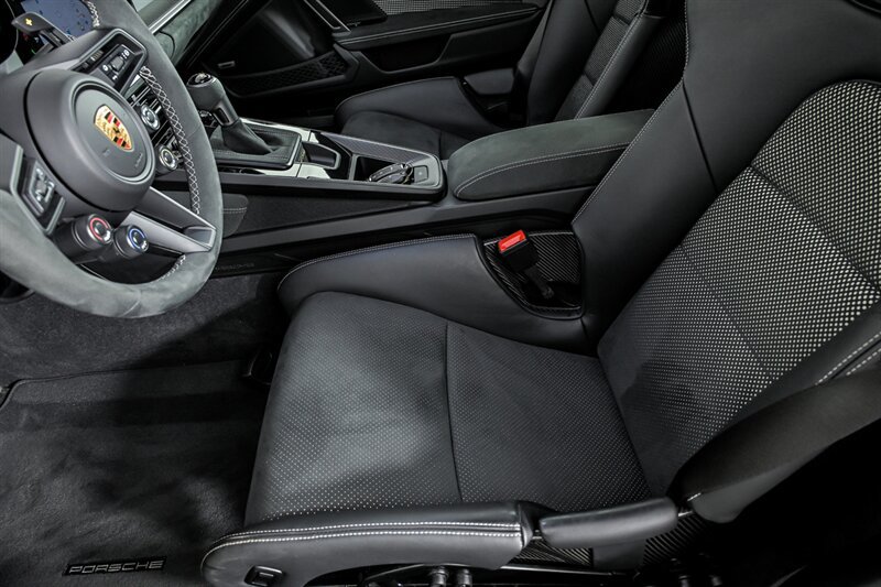 Used 2024 Porsche 911 GT3 RS RWD image 18
