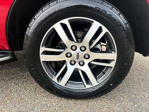 Used 2022 Ford Expedition XLT AWD/4WD image 58