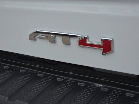 Used 2022 GMC Sierra 1500 AT4 w/ AT4 Premium Package AWD/4WD image 25
