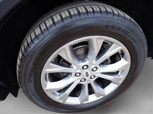 Used 2021 Ford Explorer Limited AWD/4WD image 7