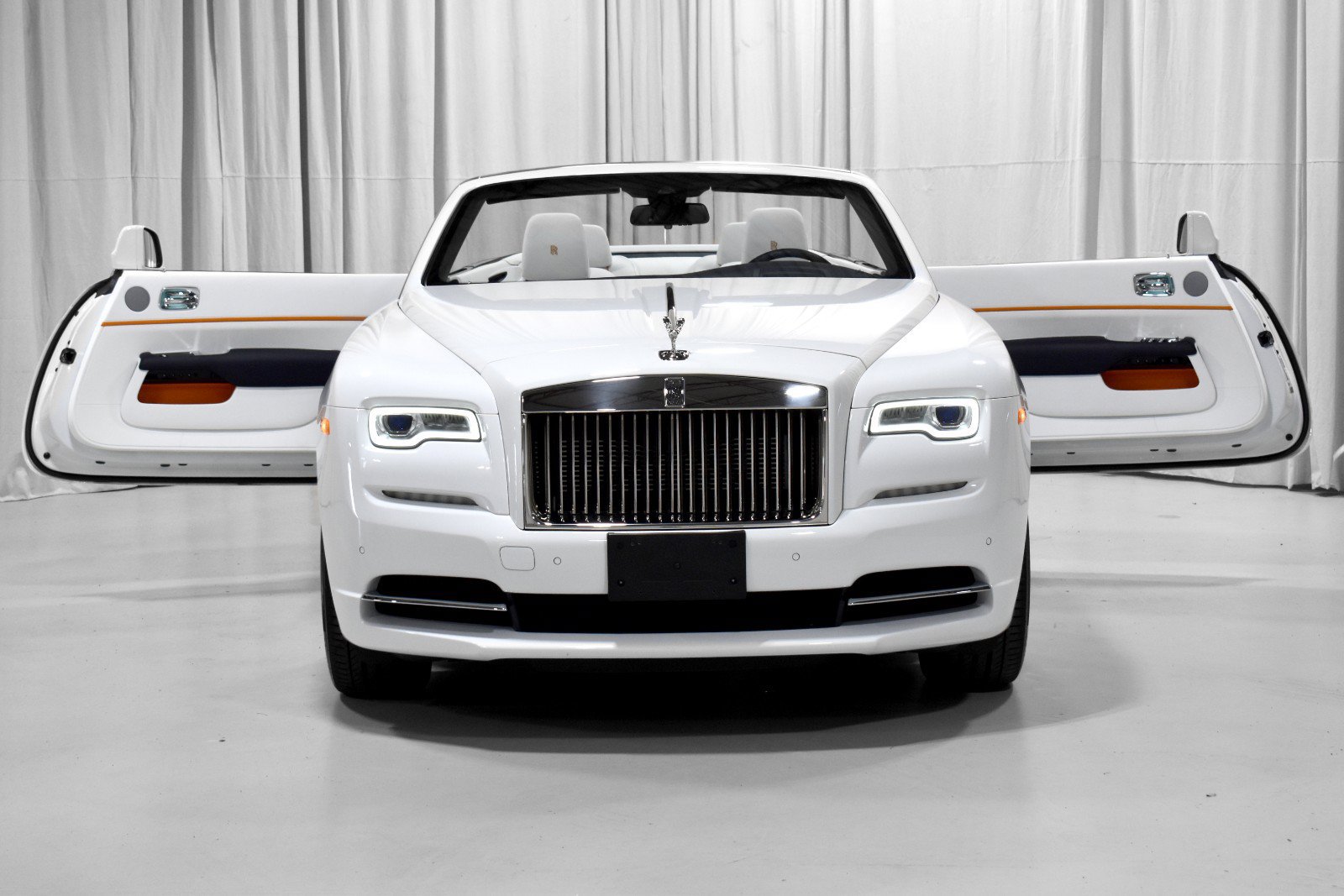Certified 2020 Rolls-Royce Dawn RWD image 6