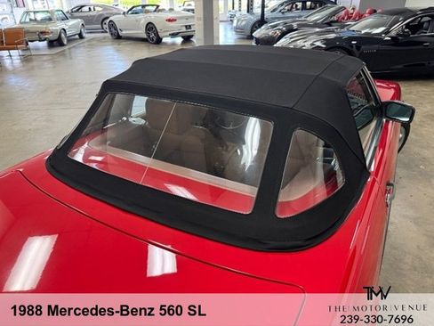 Used 1988 Mercedes-Benz 560 SL image 5
