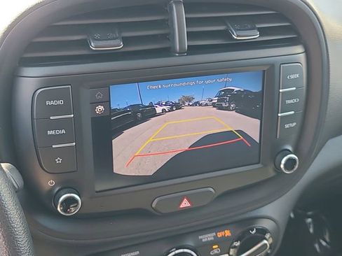 Used 2024 Kia Soul LX w/ Option Group 015 FWD image 26