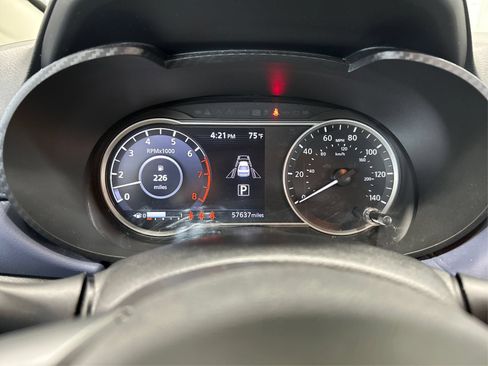 Used 2024 Nissan Versa SV FWD image 16