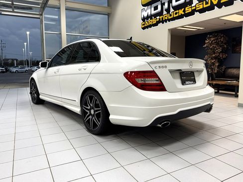 Used 2013 Mercedes-Benz C 300 4MATIC Sedan image 4