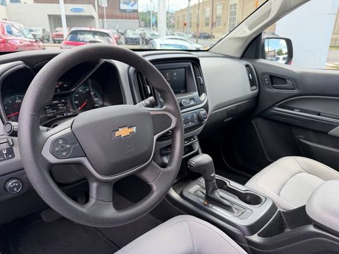 Used 2021 Chevrolet Colorado W/T w/ Custom Special Edition AWD/4WD image 5