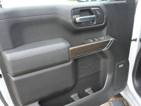 Used 2020 Chevrolet Silverado 1500 RST AWD/4WD image 27