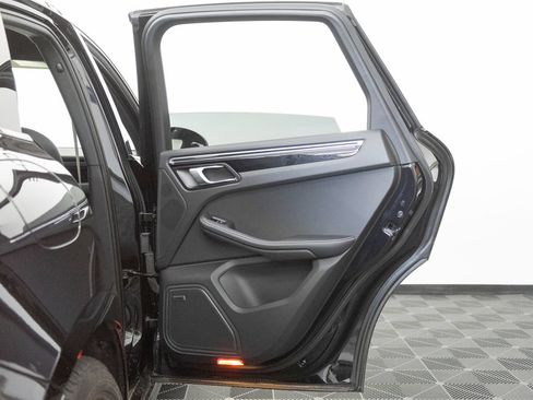 Certified 2023 Porsche Macan GTS AWD/4WD image 32