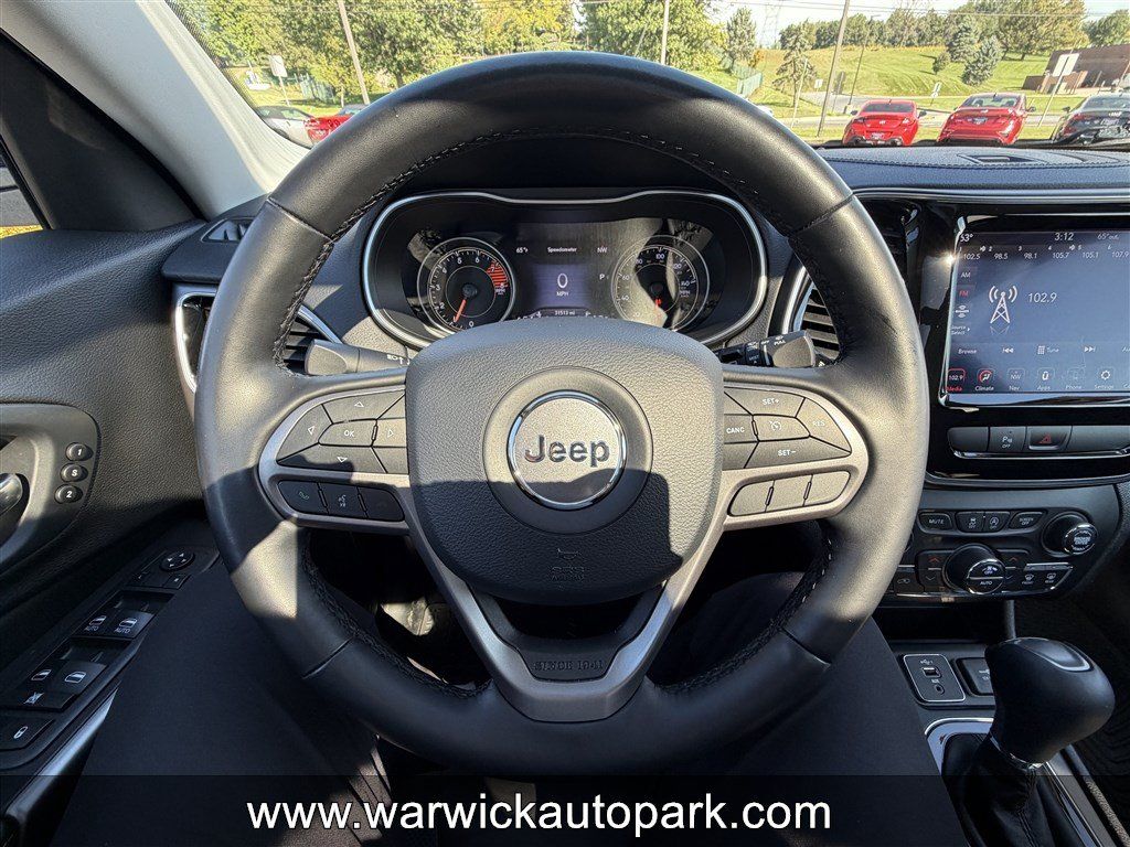 Used 2020 Jeep Cherokee Limited AWD/4WD image 6