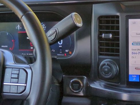 Used 2025 Ford F350 Lariat w/ Lariat Ultimate Package image 21