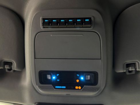 Used 2024 Ford F250 XLT AWD/4WD image 31