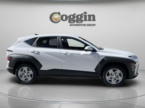Certified 2026 Hyundai Kona SE FWD image 7