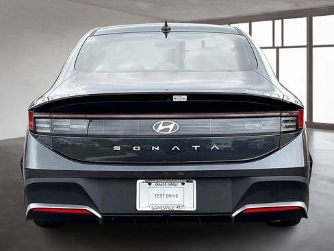 New 2025 Hyundai Sonata SE image 4