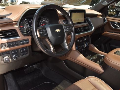 Used 2021 Chevrolet Tahoe High Country w/ Premium Package RWD image 37