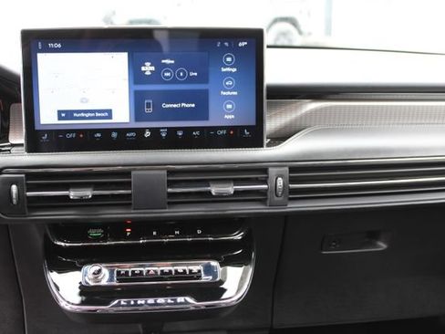 Used 2023 Lincoln Corsair Reserve FWD image 15