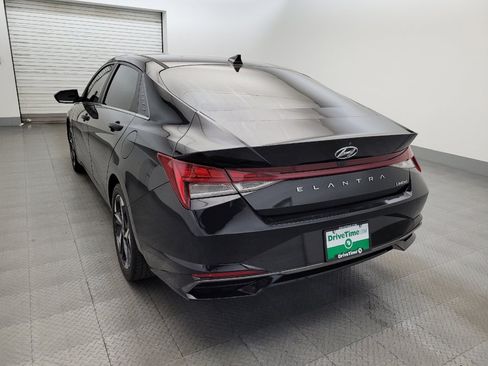 Used 2021 Hyundai Elantra Limited w/ Cargo Package FWD image 5