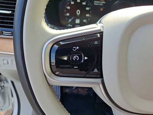 Used 2022 Volvo XC90 T8 Inscription Expression AWD/4WD image 21