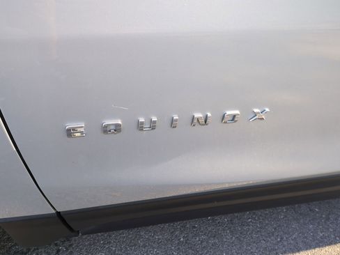 Used 2022 Chevrolet Equinox LT image 31