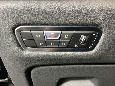 Certified 2023 BMW X6 xDrive40i w/ Luxury Seating Package image 20