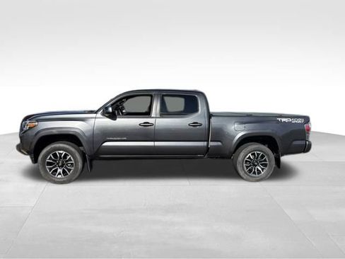 Used 2021 Toyota Tacoma TRD Sport AWD/4WD image 11
