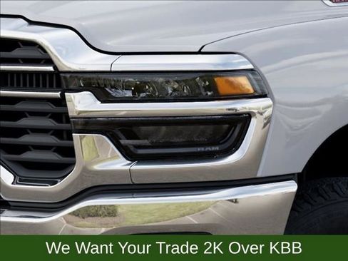 New 2026 RAM 2500 Tradesman AWD/4WD image 10