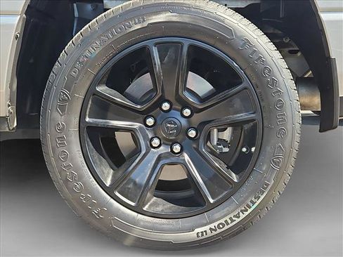 Used 2021 RAM 1500 Big Horn RWD image 28