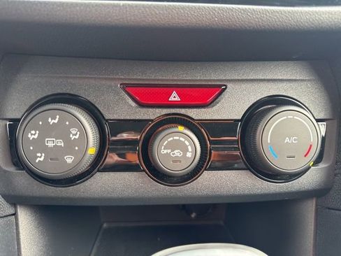 Used 2019 Subaru Crosstrek 2.0i Premium image 21