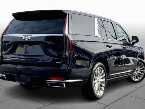 Used 2022 Cadillac Escalade Premium Luxury w/ Performance Package image 12