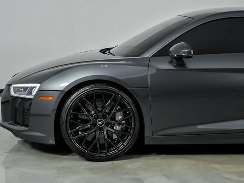 Used 2017 Audi R8 V10 plus AWD/4WD image 7