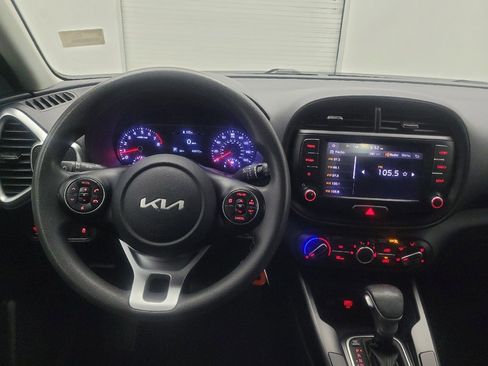 Used 2022 Kia Soul LX FWD image 22