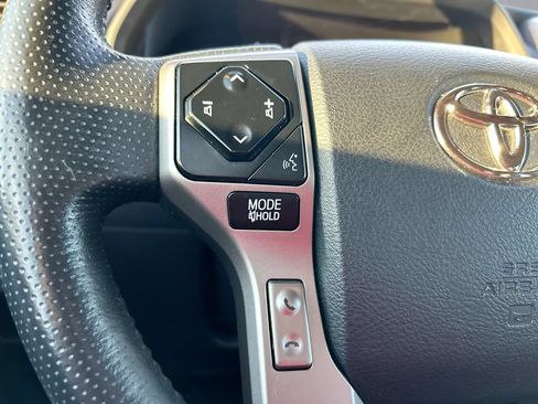 Used 2024 Toyota 4Runner Limited AWD/4WD image 17