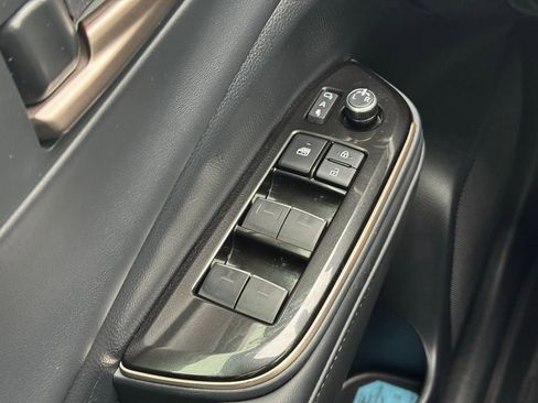 Certified 2025 Toyota Crown Limited image 25