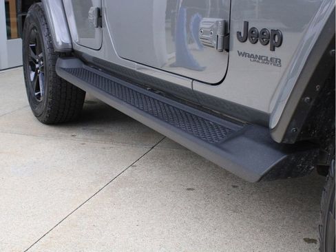 Certified 2021 Jeep Wrangler Unlimited Sahara AWD/4WD image 34