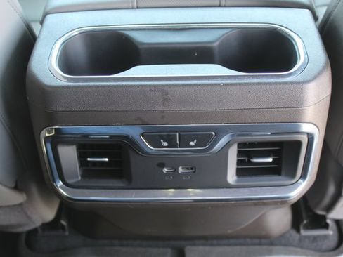 Used 2025 GMC Sierra 1500 SLT AWD/4WD image 19