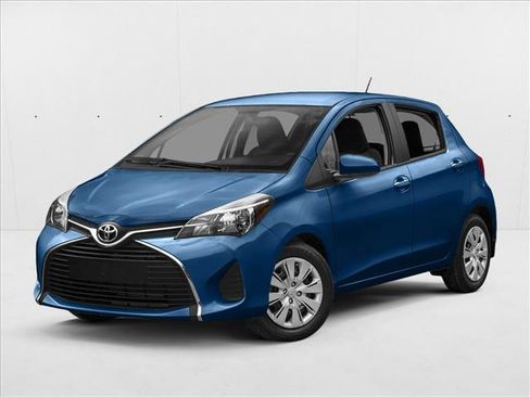 Used 2017 Toyota Yaris L image 1