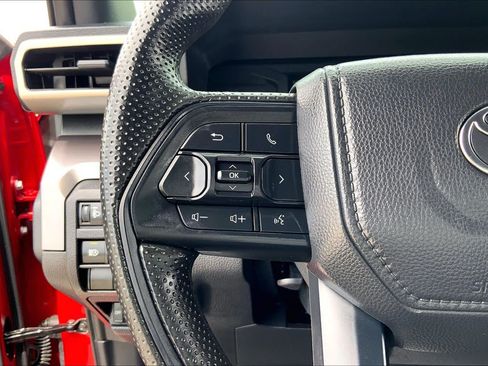 Certified 2026 Toyota Tacoma SR5 AWD/4WD image 23