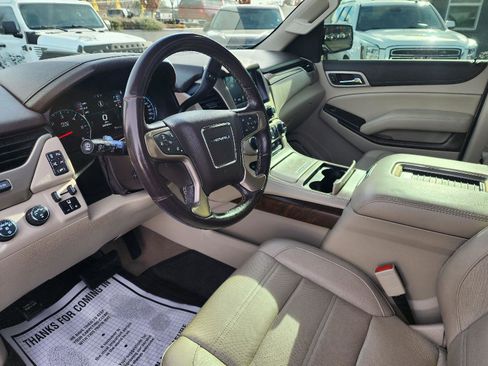 Used 2019 GMC Yukon XL Denali w/ Denali Ultimate Package image 9