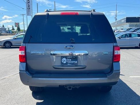 Used 2014 Ford Expedition XLT AWD/4WD image 8